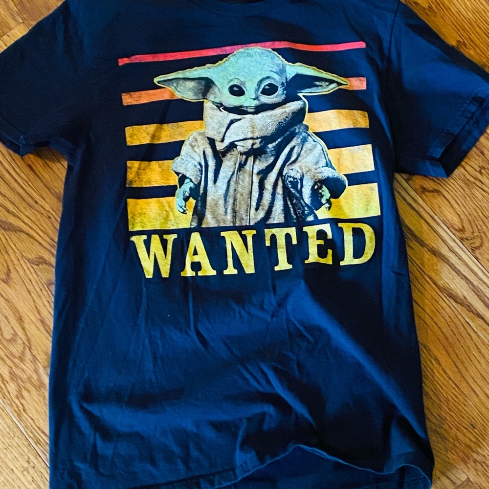 Star Wars Baby Yoda Mandalorian Wanted Mens Graphic Tshirt Small